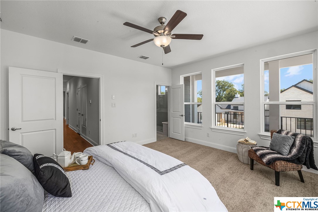 608 N Guenther Avenue