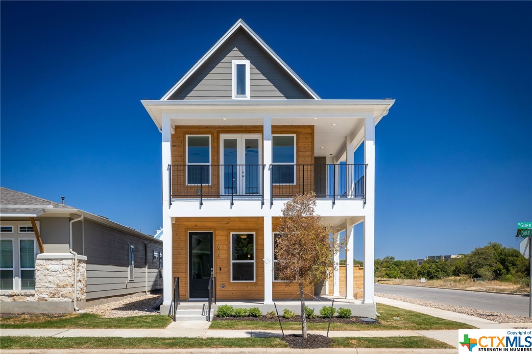 608 N Guenther Avenue