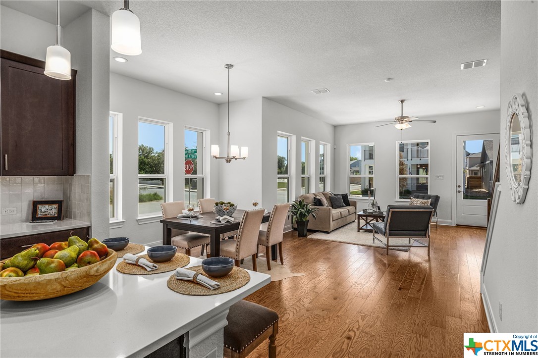 608 N Guenther Avenue