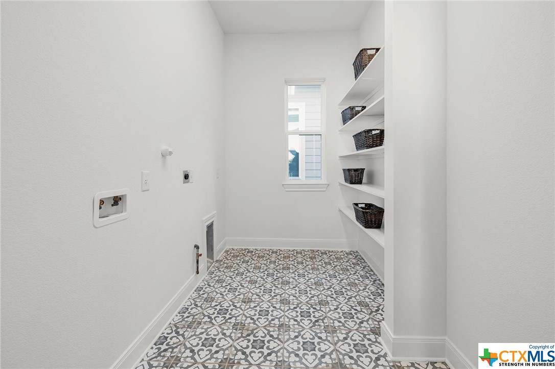 901 N Academy Avenue