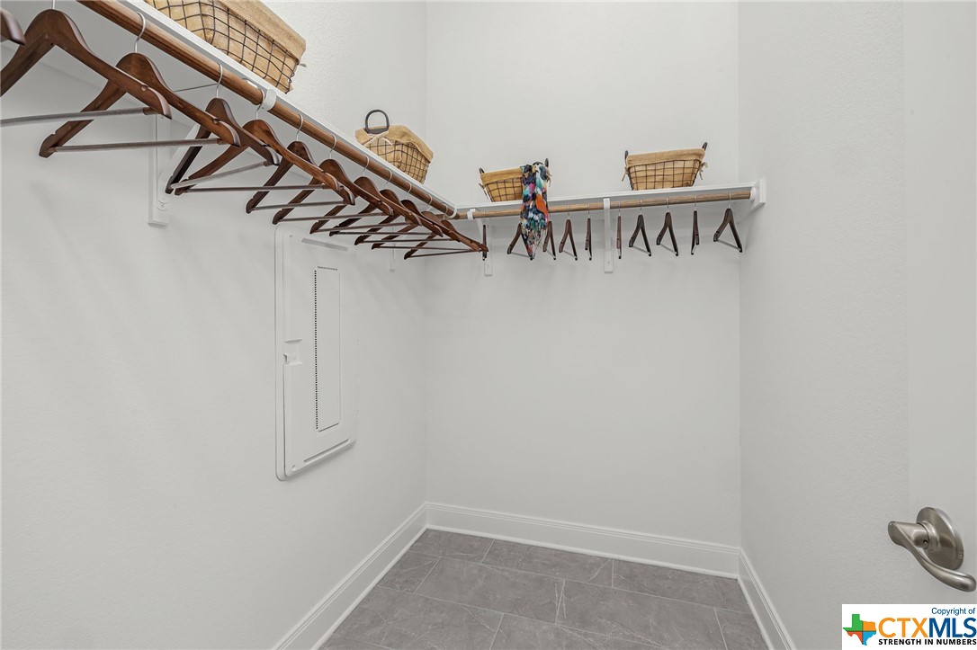 901 N Academy Avenue