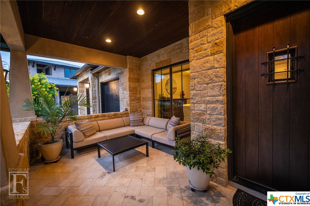 2530 Wallaby Circle