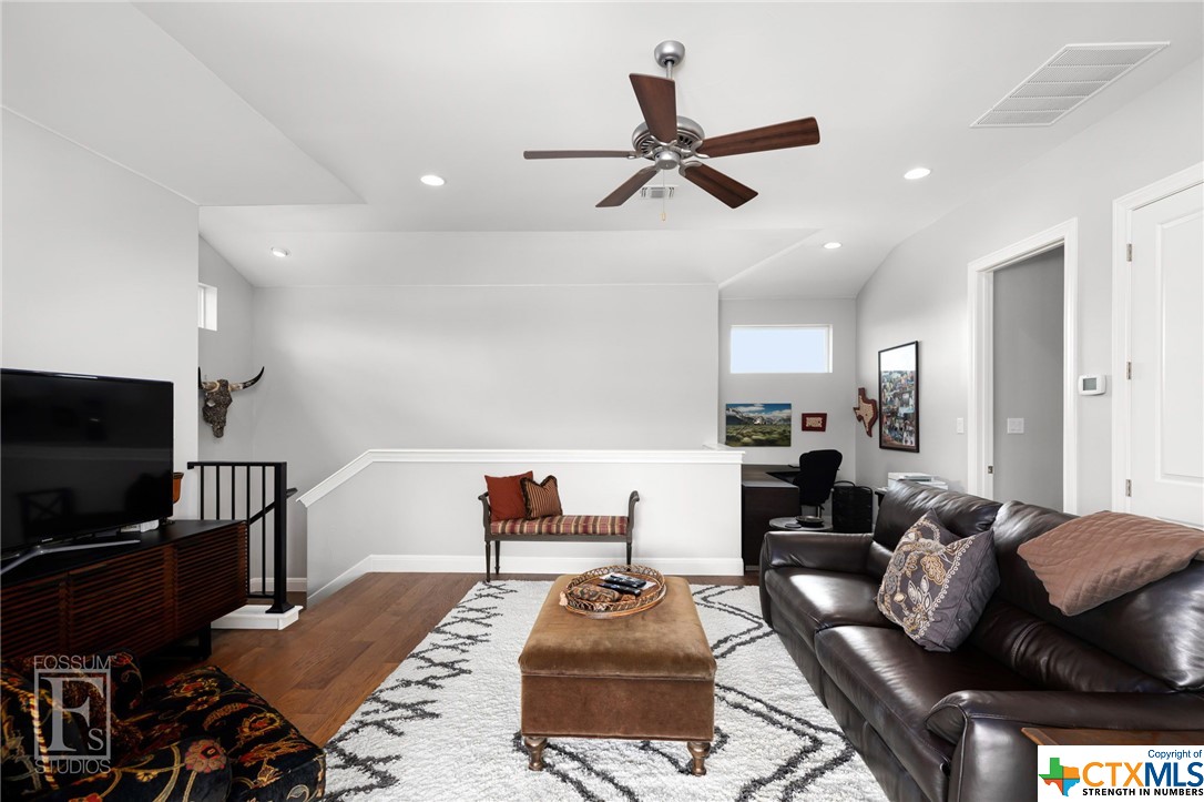 2530 Wallaby Circle