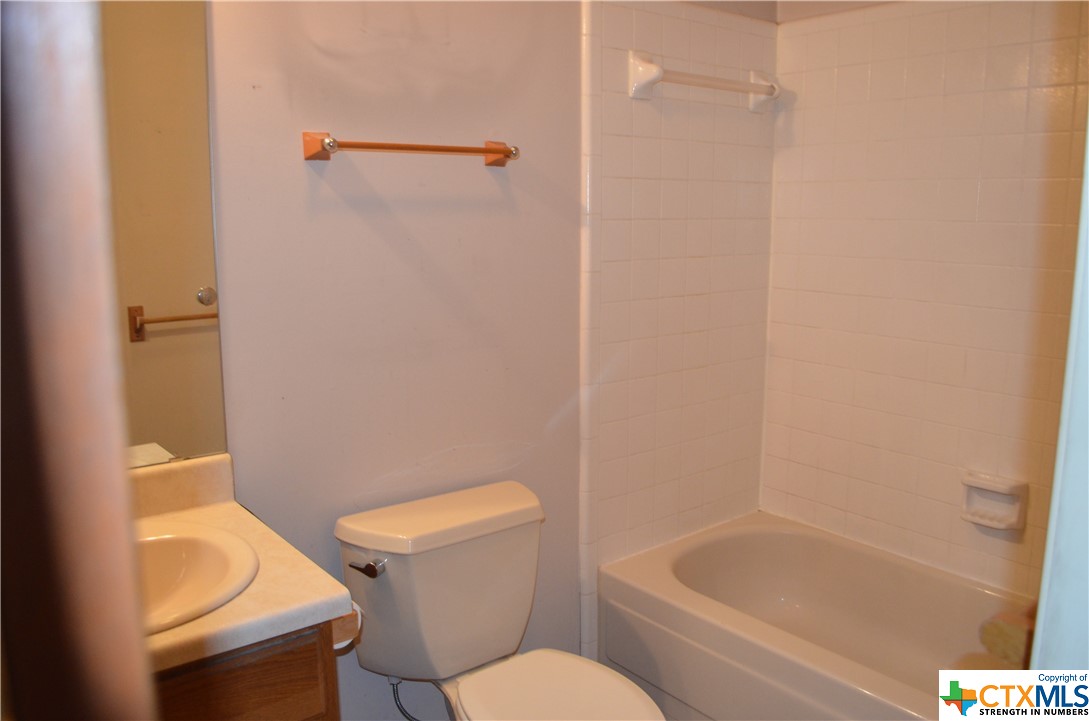 1133 Ashby Street 14