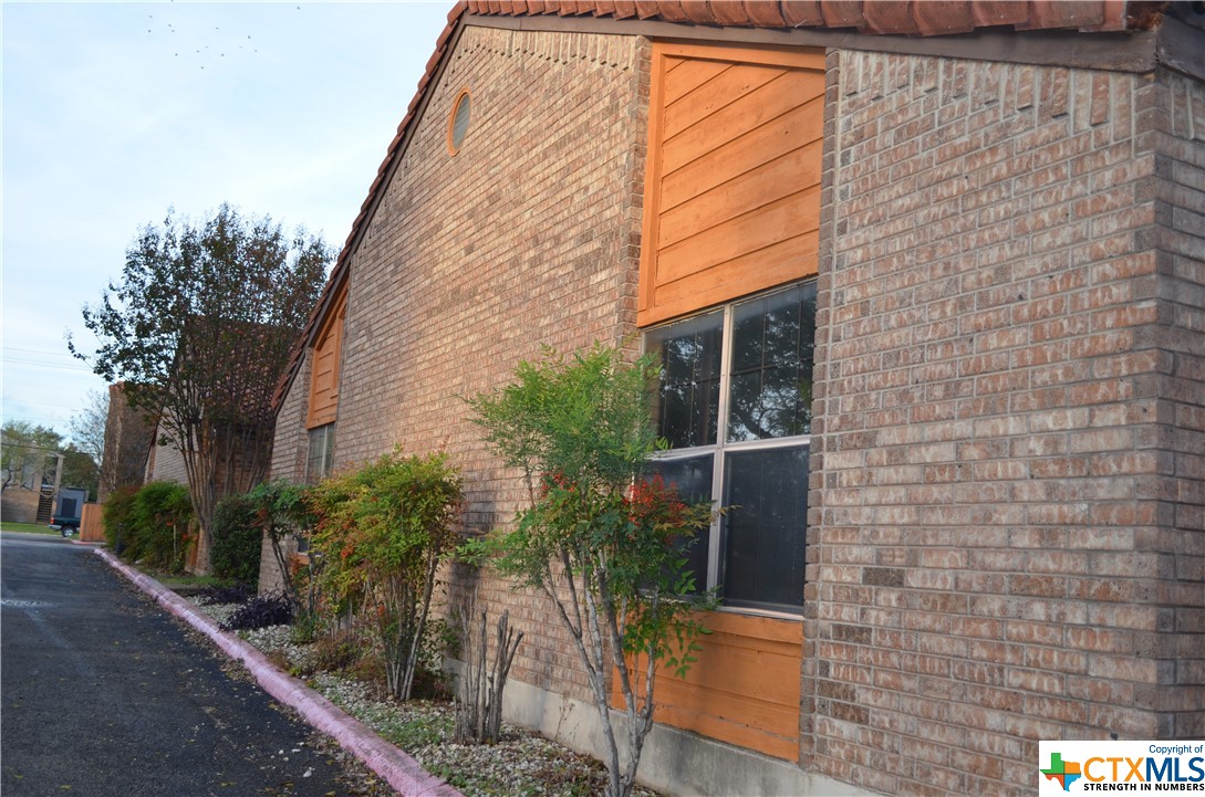 1133 Ashby Street 14