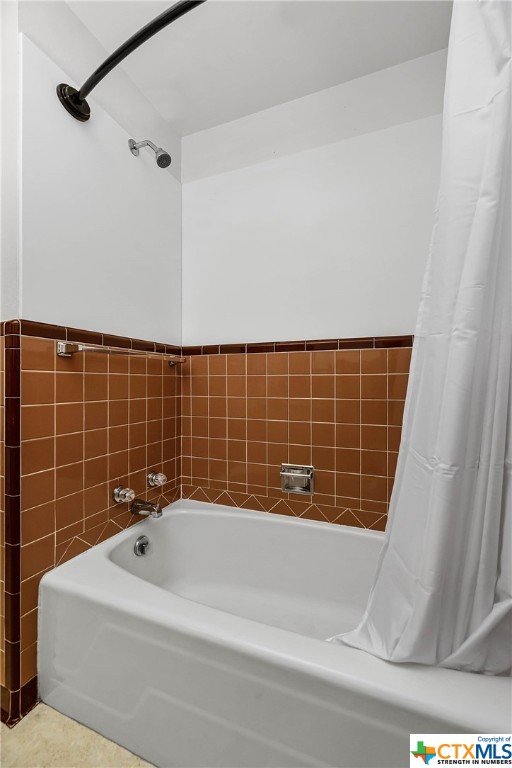 1364 Rivercrest Drive