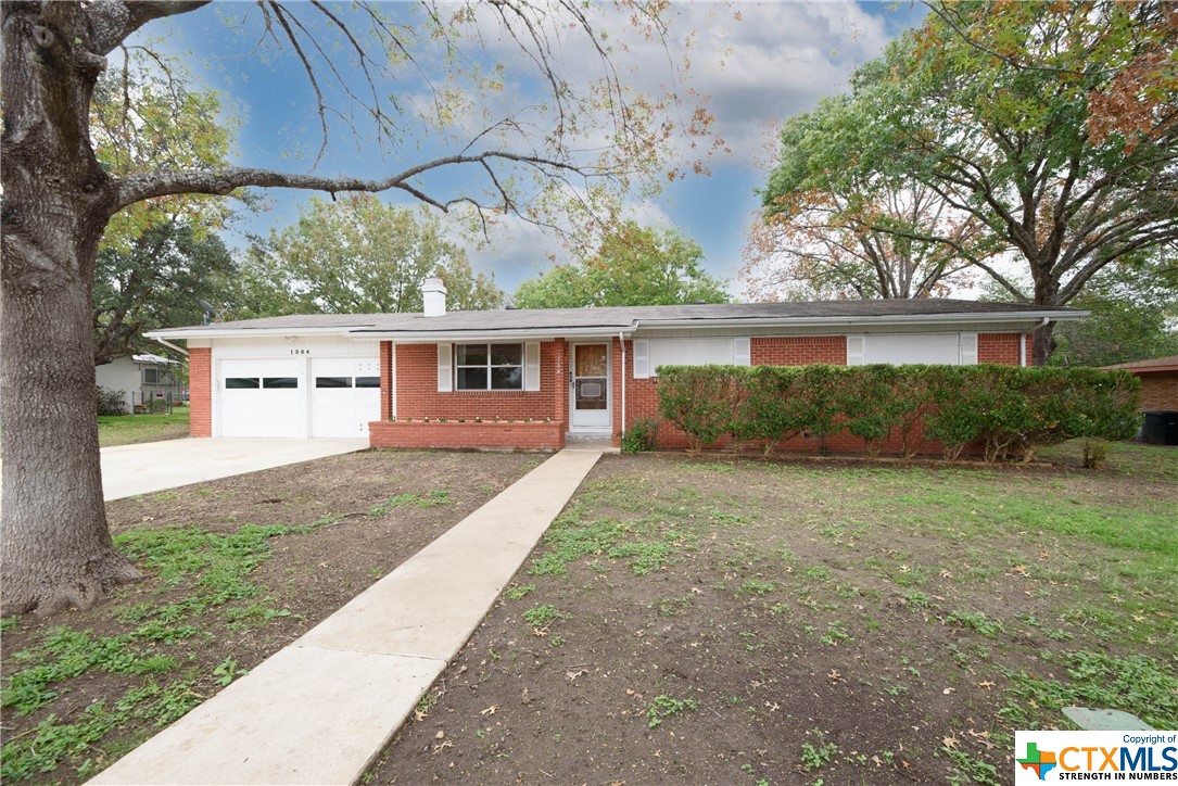 1364 Rivercrest Drive