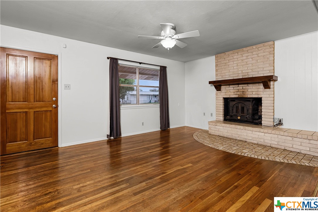 1364 Rivercrest Drive