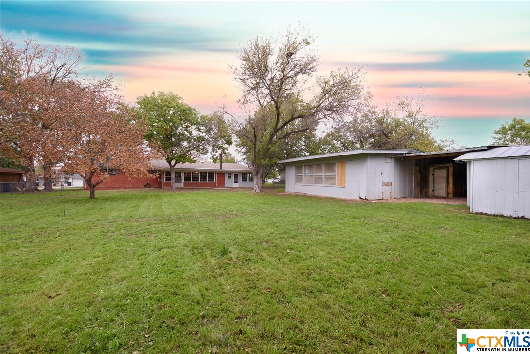 1364 Rivercrest Drive