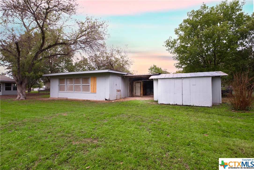 1364 Rivercrest Drive