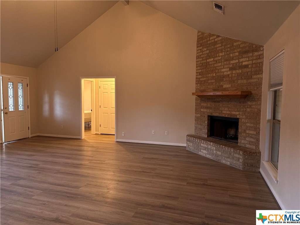 412 E Tanglewood Drive