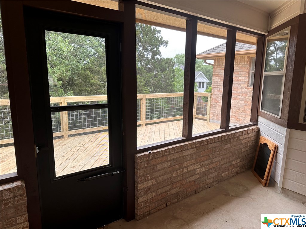 412 E Tanglewood Drive