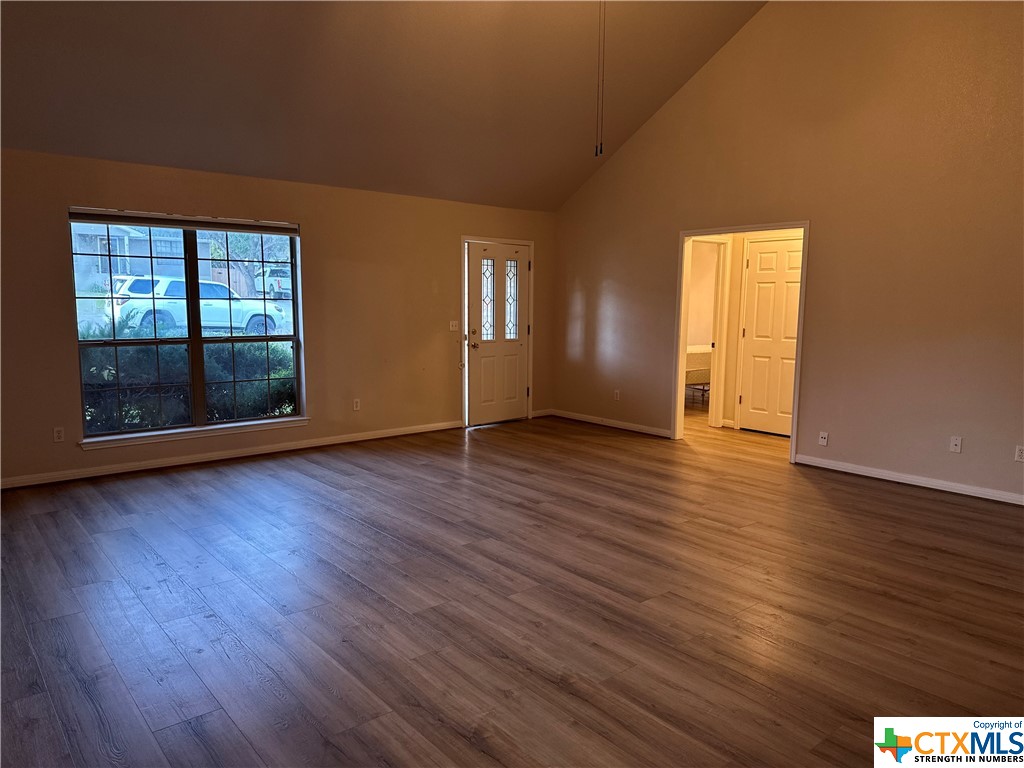 412 E Tanglewood Drive