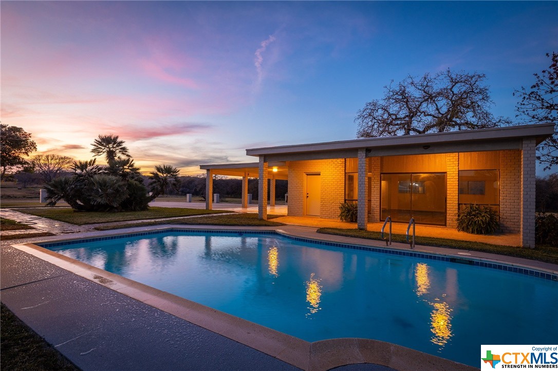 1210 Settlers Way