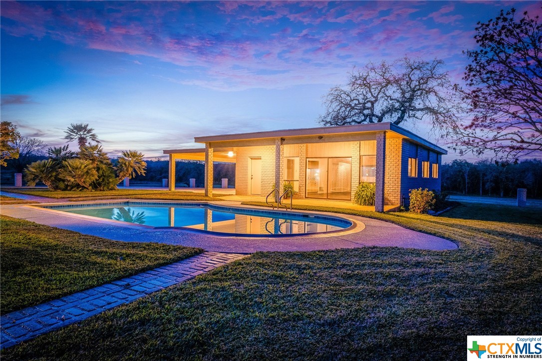 1210 Settlers Way