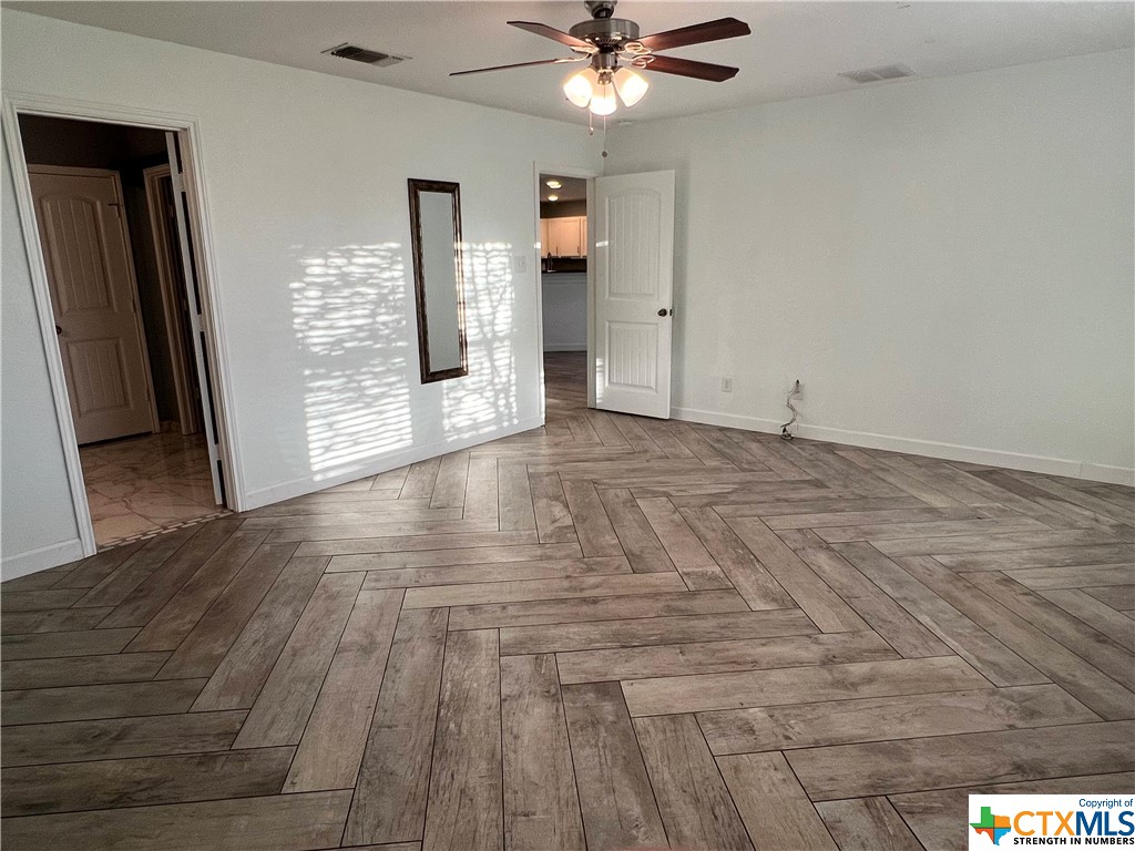 1442 Jordan Crossing