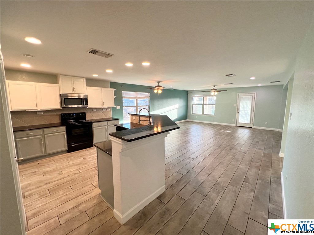 1442 Jordan Crossing