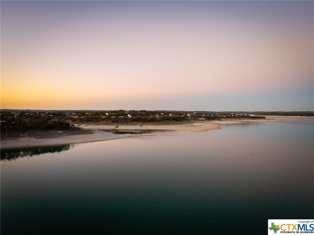 961 Hillcrest Forest