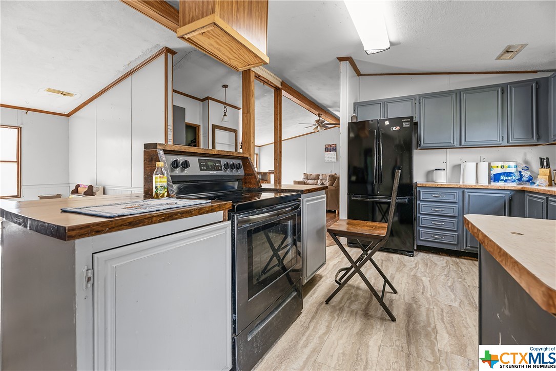 1111 Vivroux Ranch Road