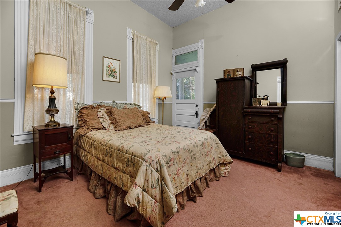 222 E Ireland Street