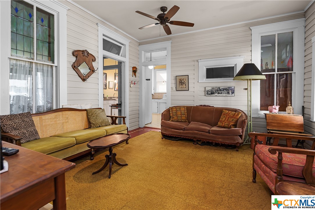 222 E Ireland Street