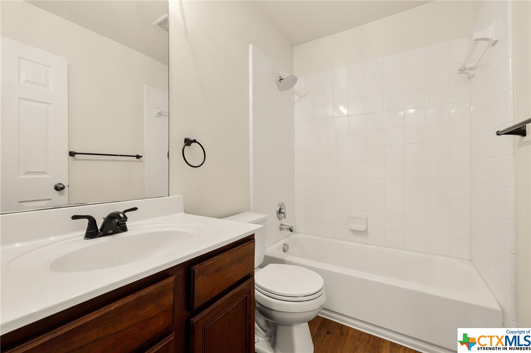 232 Roadrunner Avenue