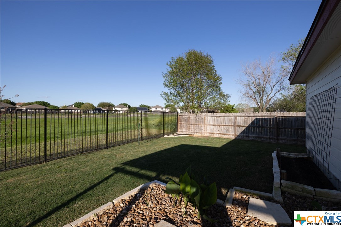 232 Roadrunner Avenue