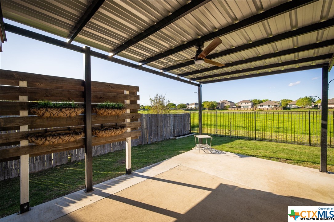 232 Roadrunner Avenue