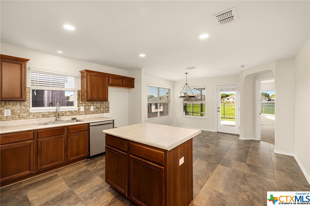 232 Roadrunner Avenue