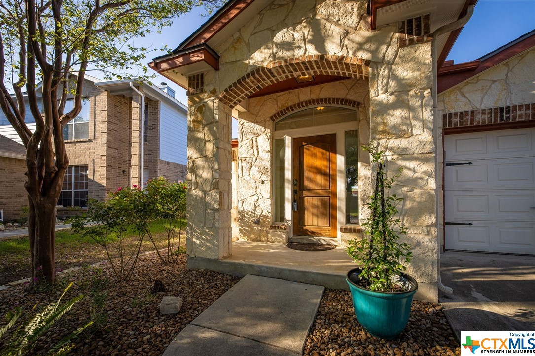 232 Roadrunner Avenue