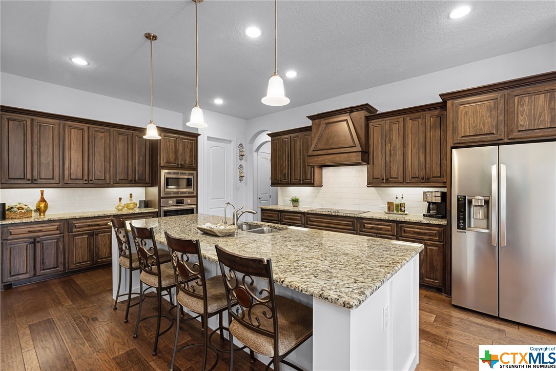 2398 Geneseo Oaks