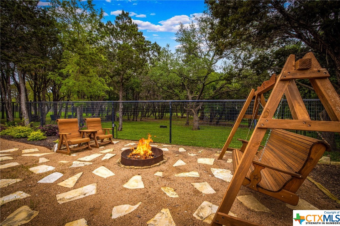 2398 Geneseo Oaks