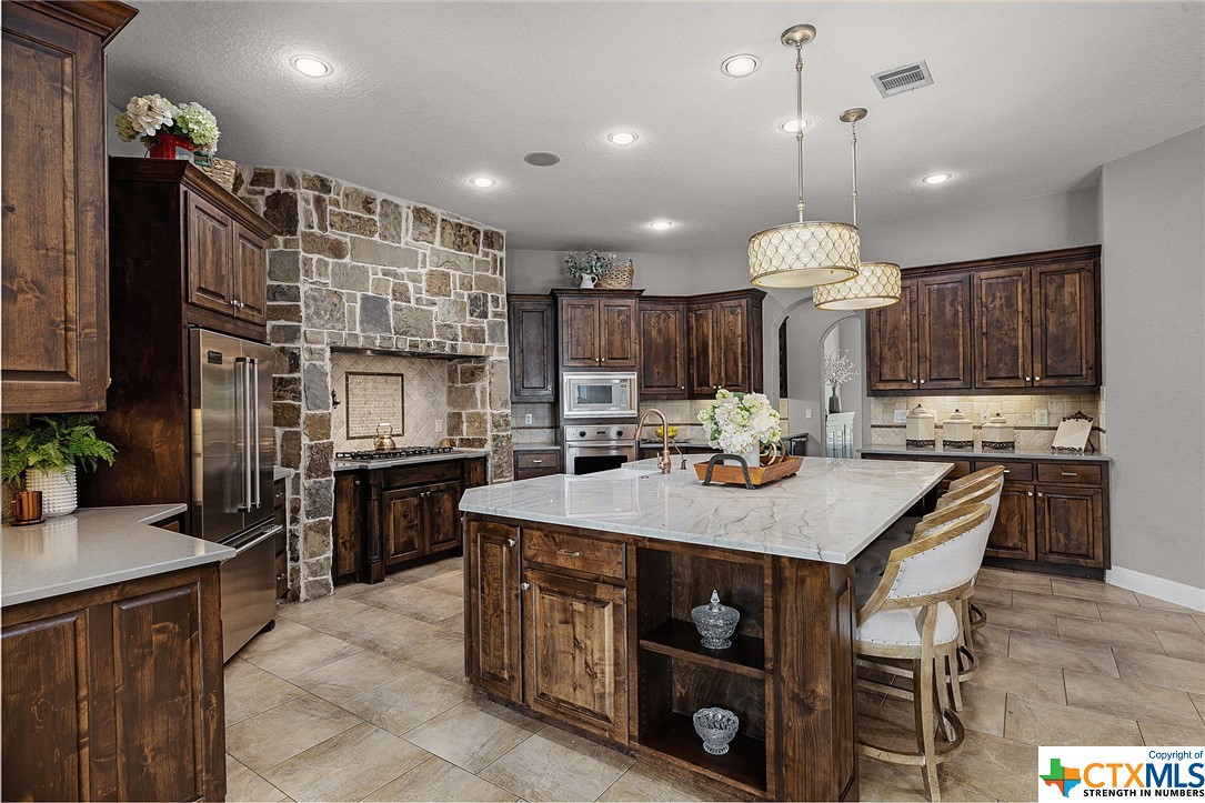 1211 Porto Point