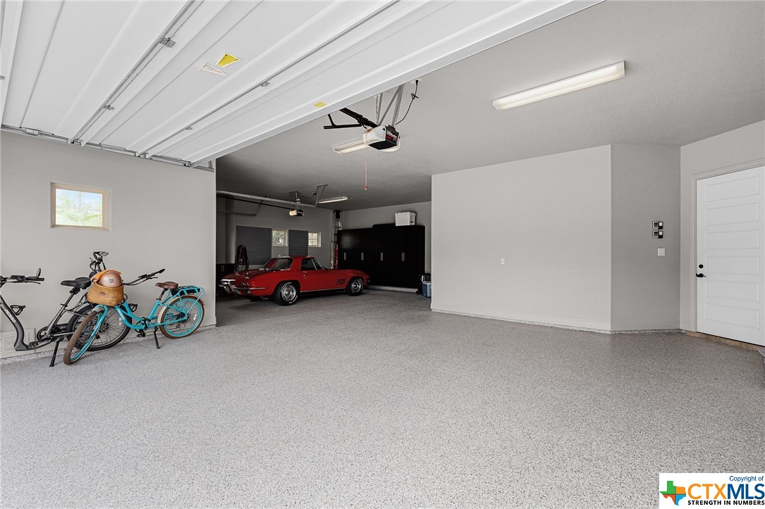 1211 Porto Point