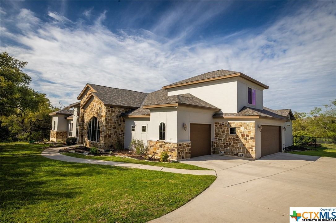 1211 Porto Point