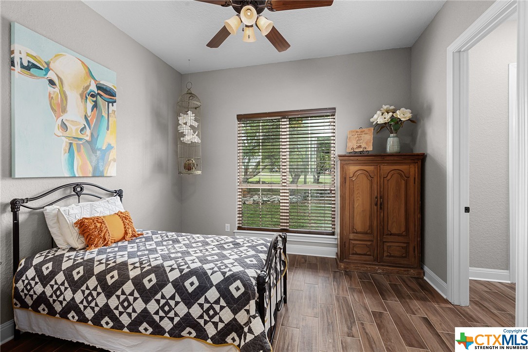 1211 Porto Point