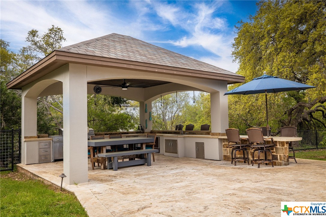 1211 Porto Point