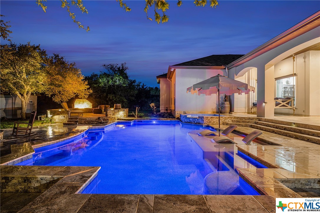 1211 Porto Point
