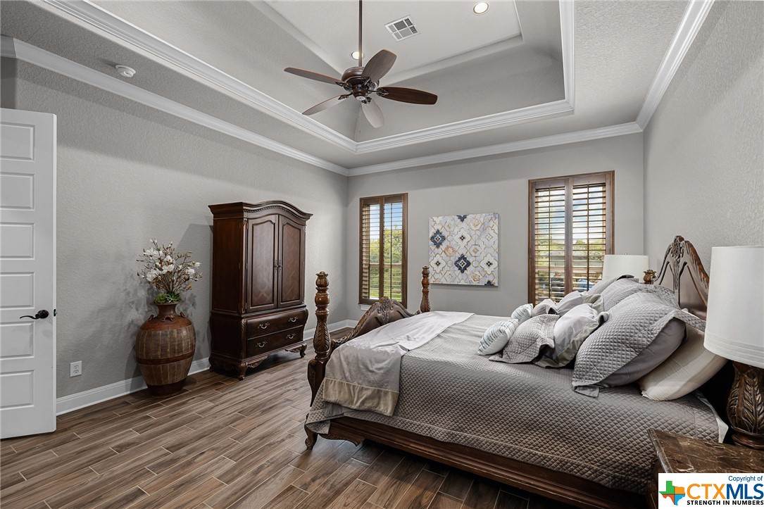 1211 Porto Point