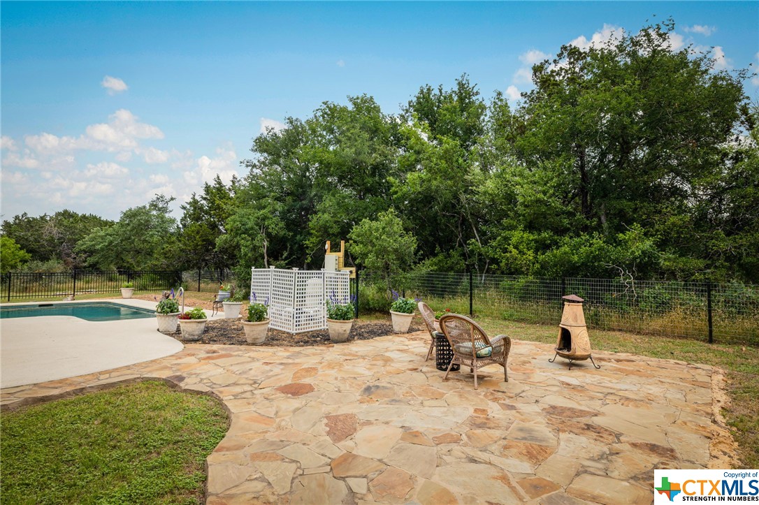 752 Oak Bluff Trail