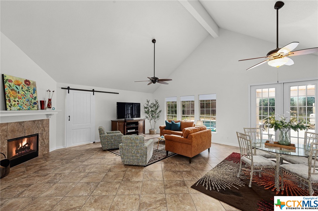 752 Oak Bluff Trail