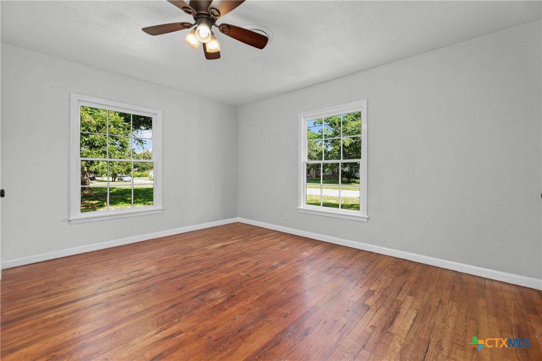 1031 E Walnut Street