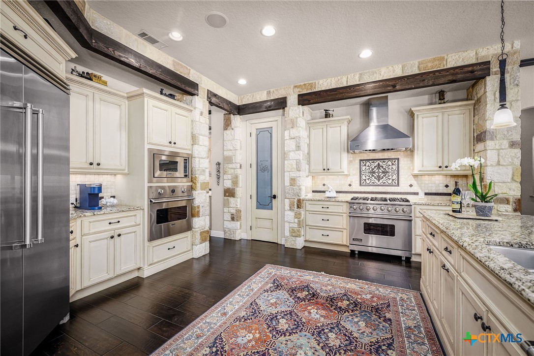 21110 Klein Circle