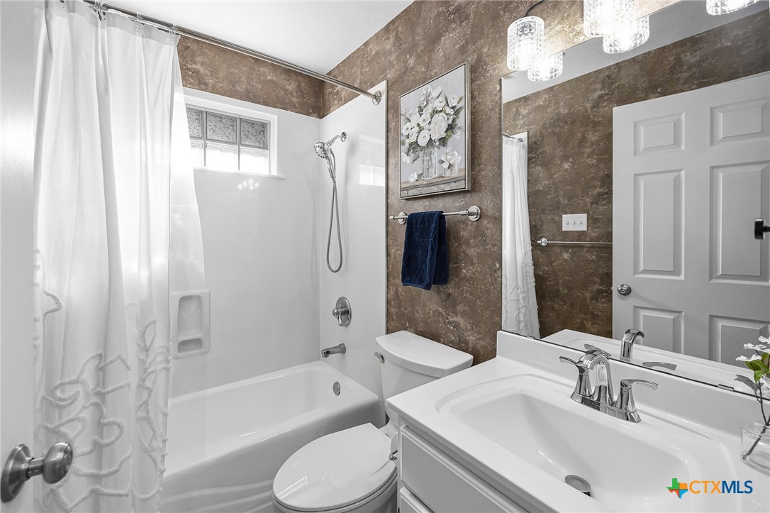 1567 Goldensage Drive