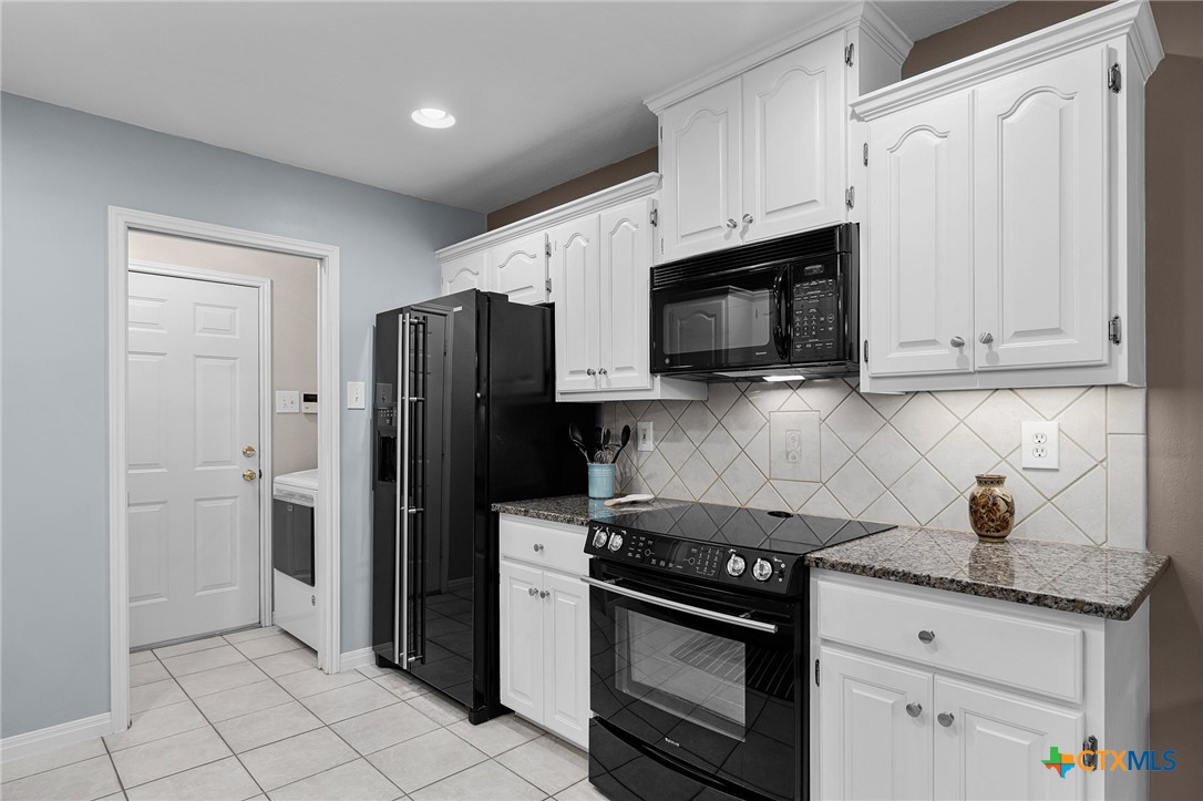 1567 Goldensage Drive