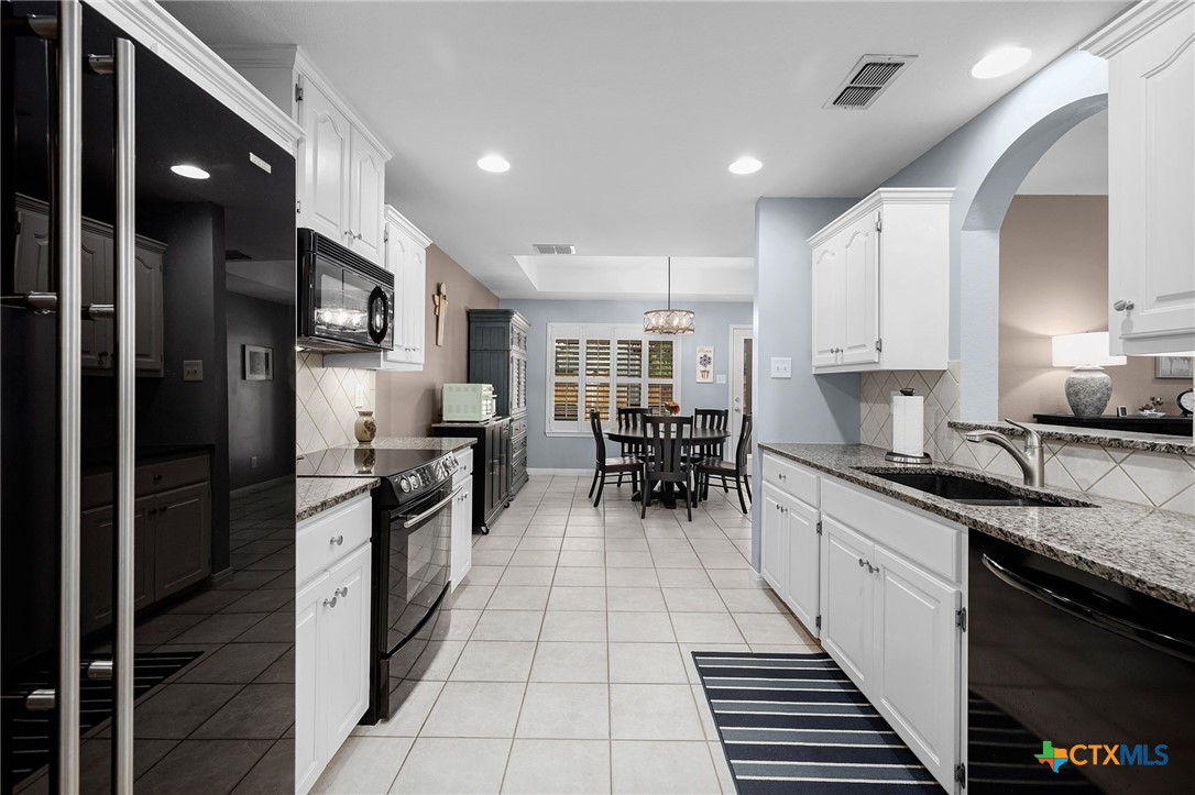 1567 Goldensage Drive