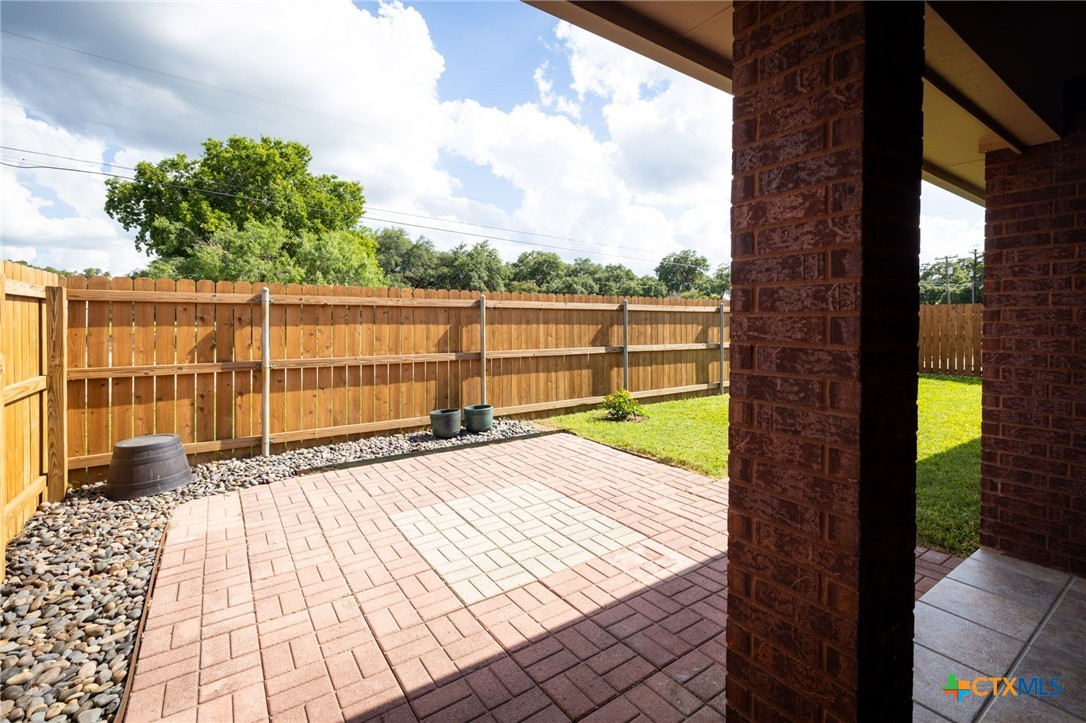 1567 Goldensage Drive