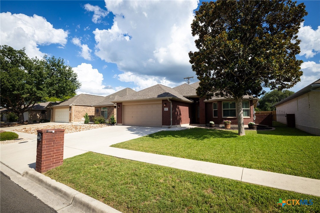 1567 Goldensage Drive