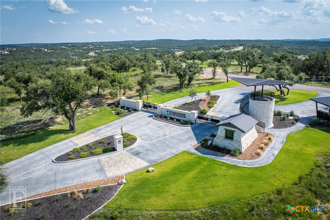 1914 Paradise Parkway