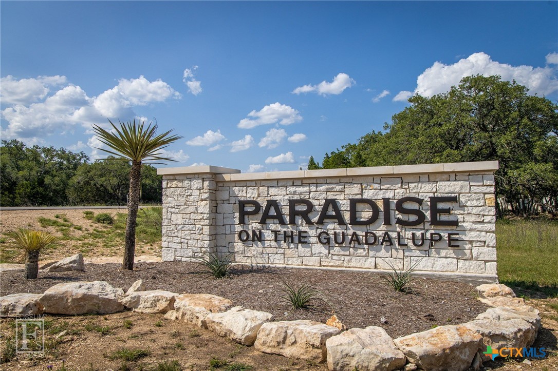 1918 Paradise Parkway